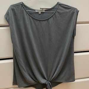 Cute Gray Knot Front Tee!